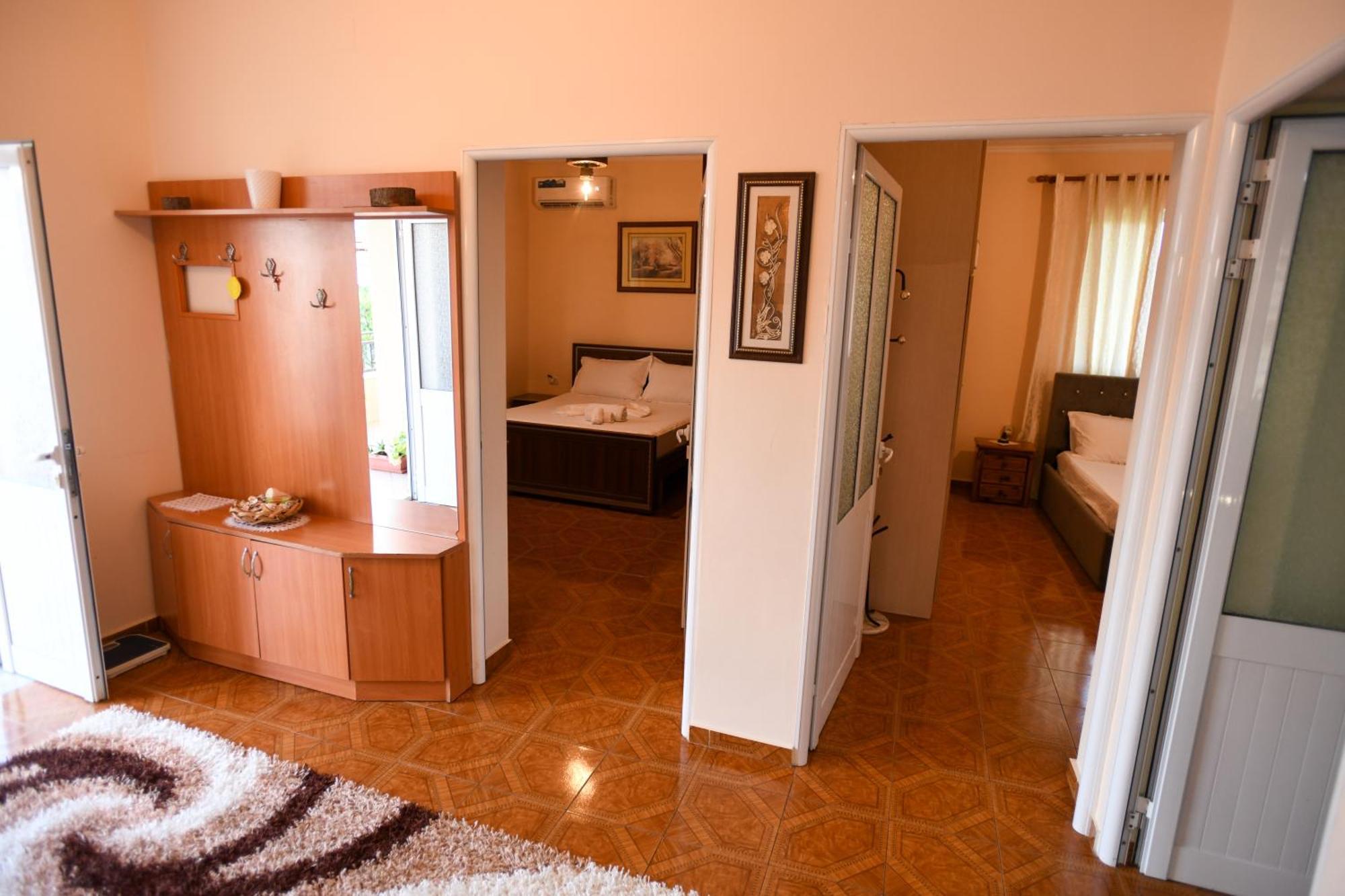 Apartment Darlin Berat Eksteriør bilde