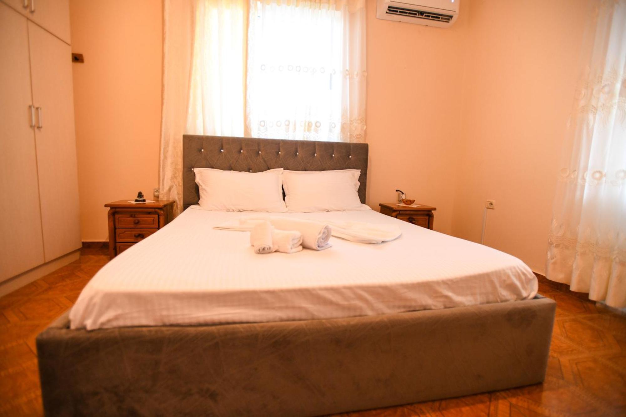 Apartment Darlin Berat Eksteriør bilde